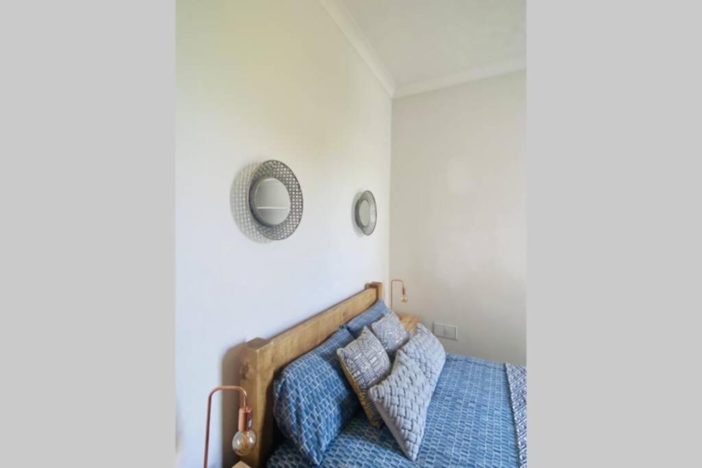 Unique Sea View Apartment Хейстингс Екстериор снимка